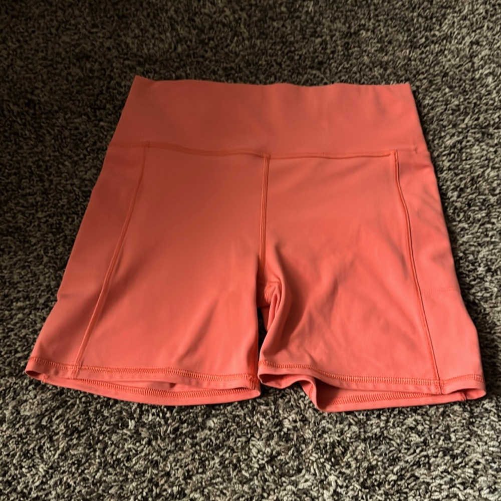 Vuori Biker Shorts
